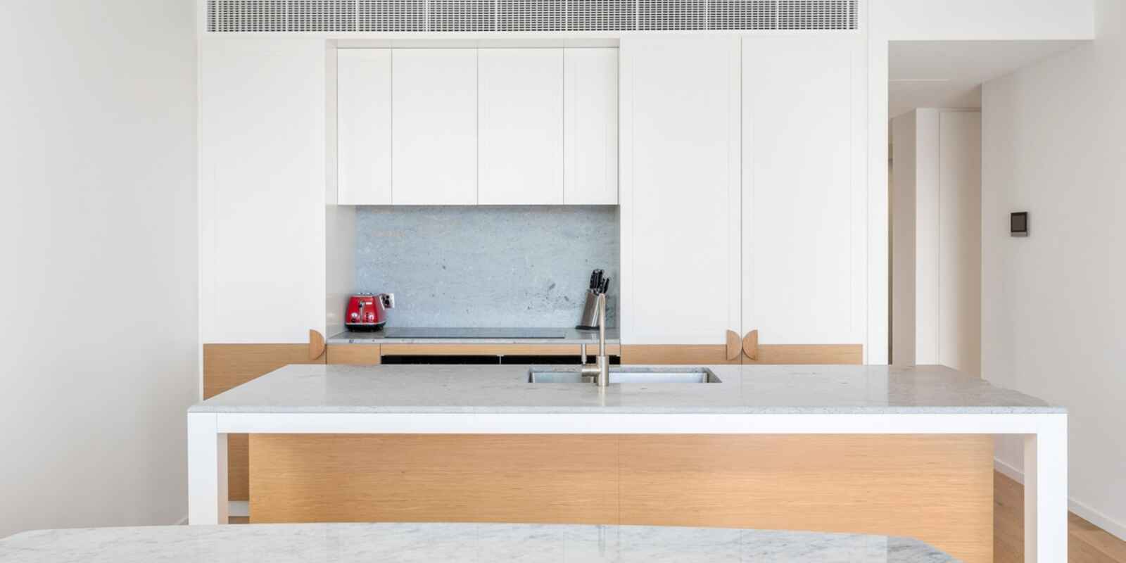 306/23 Honeysuckle Drive Newcastle