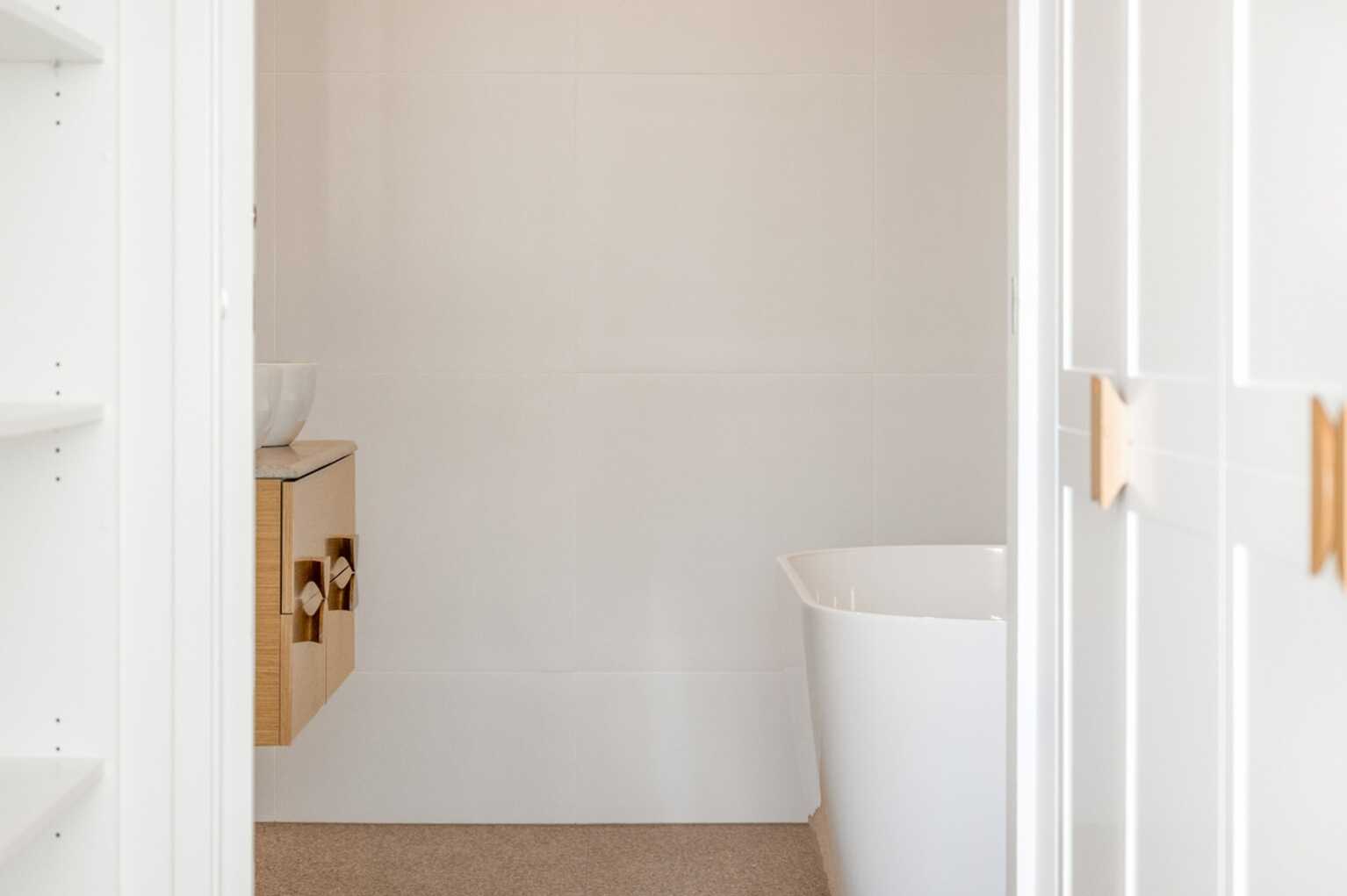 306/23 Honeysuckle Drive Newcastle