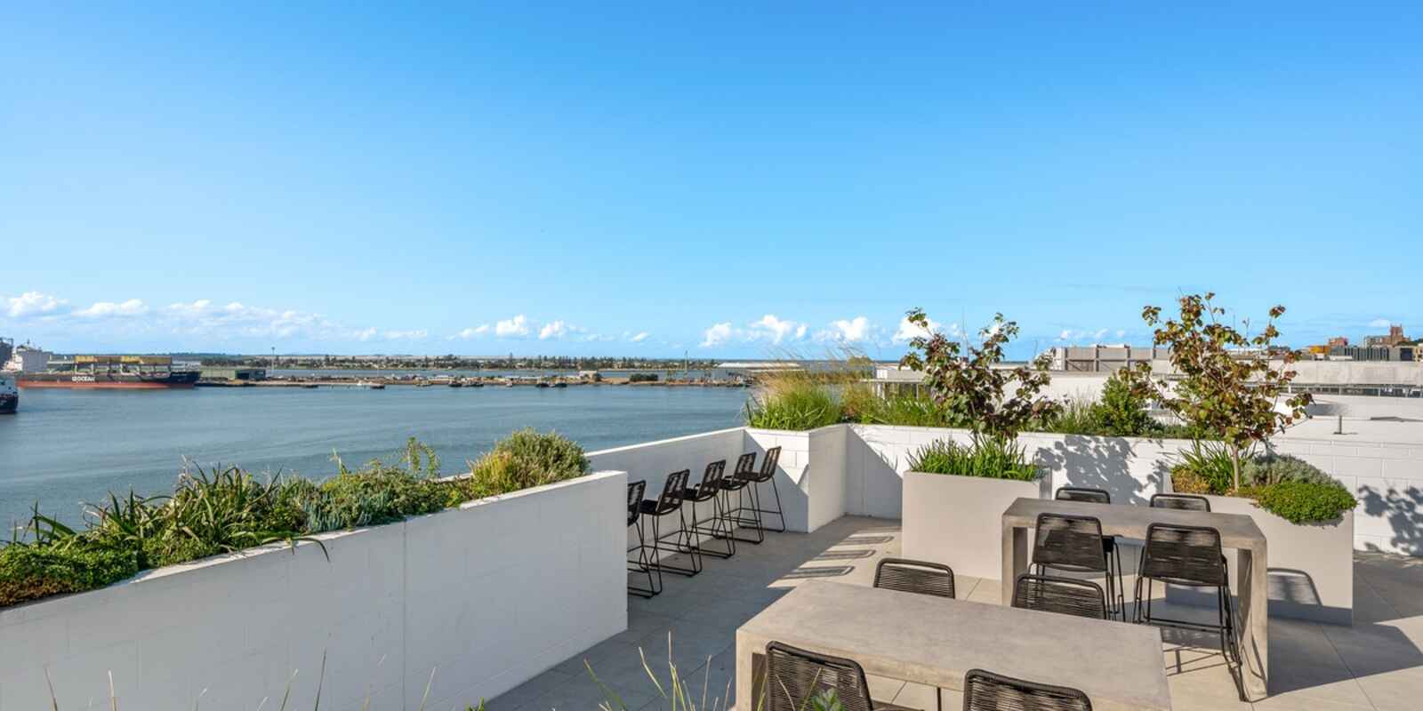 306/23 Honeysuckle Drive Newcastle