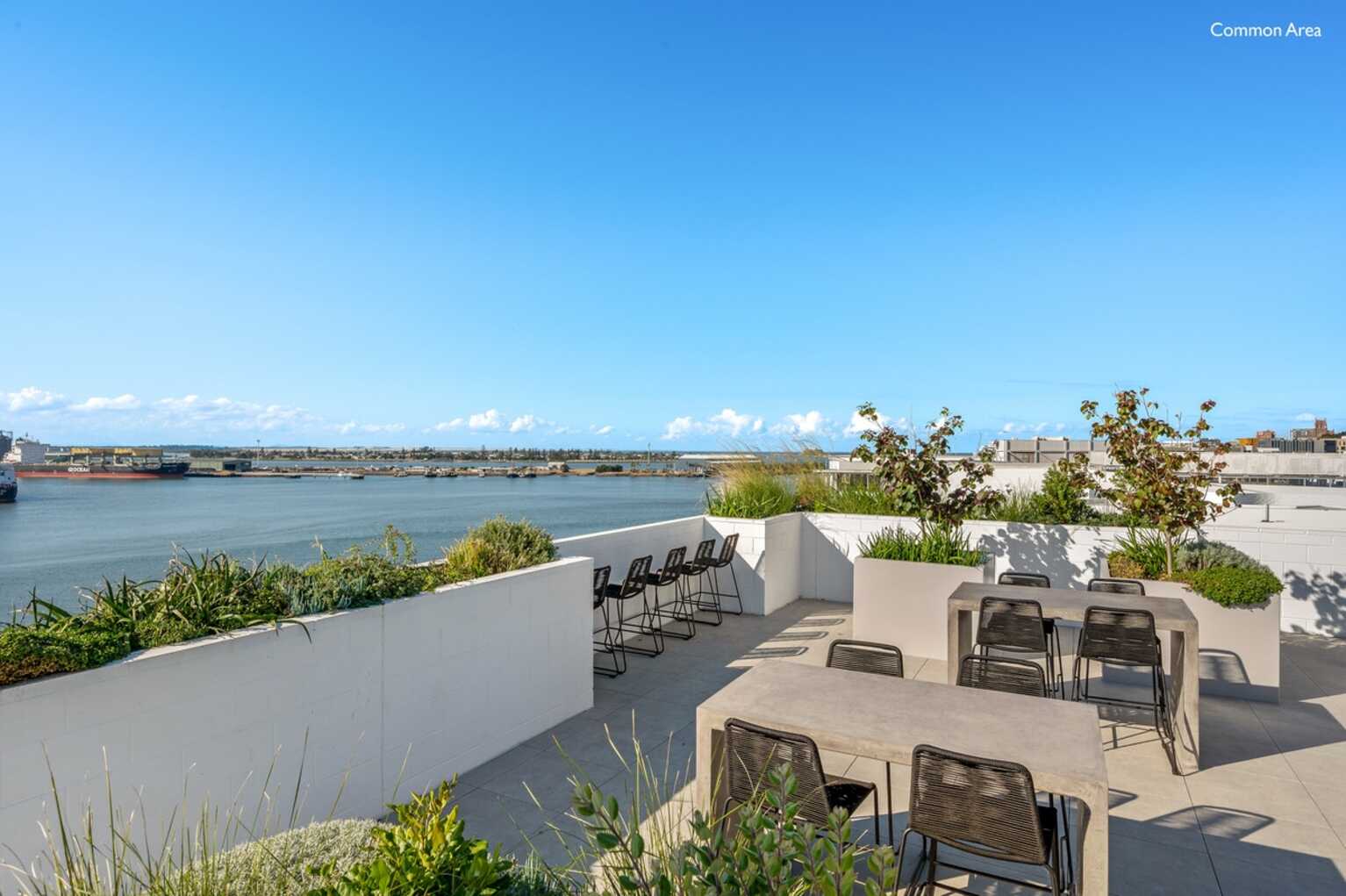 306/23 Honeysuckle Drive Newcastle