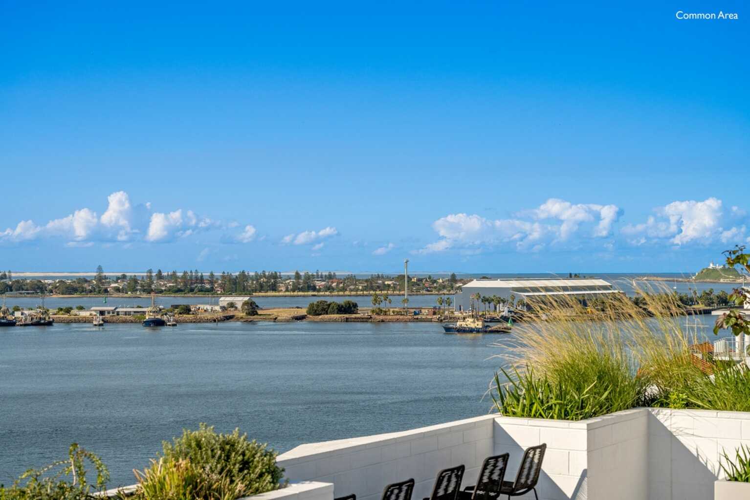 306/23 Honeysuckle Drive Newcastle