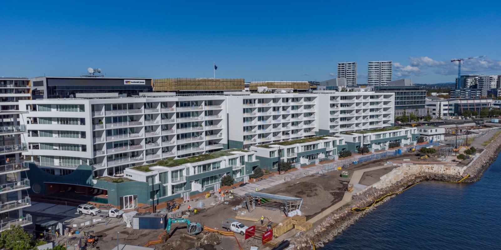 306/23 Honeysuckle Drive Newcastle