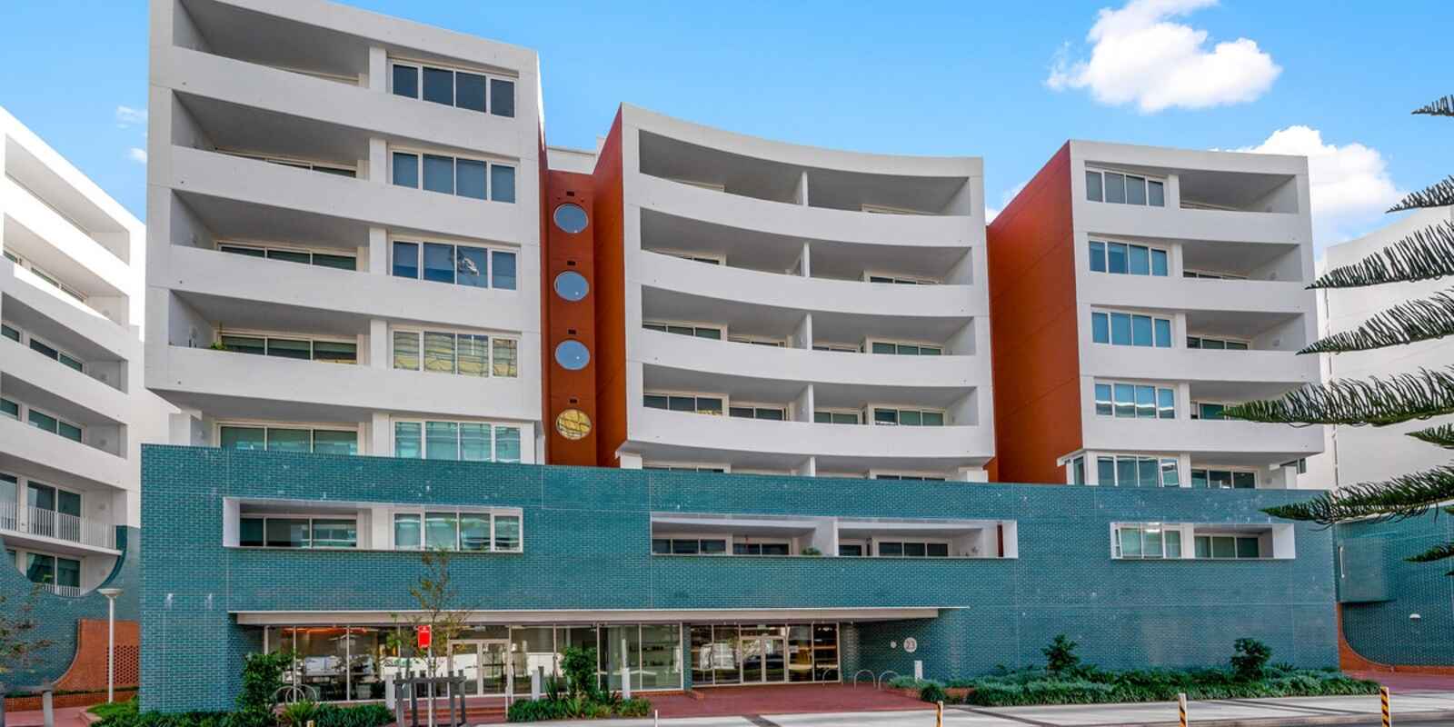 306/23 Honeysuckle Drive Newcastle