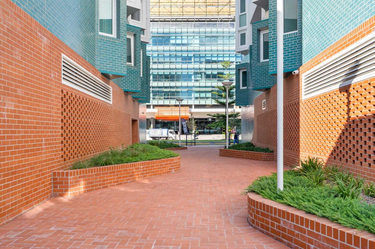 306/23 Honeysuckle Drive Newcastle