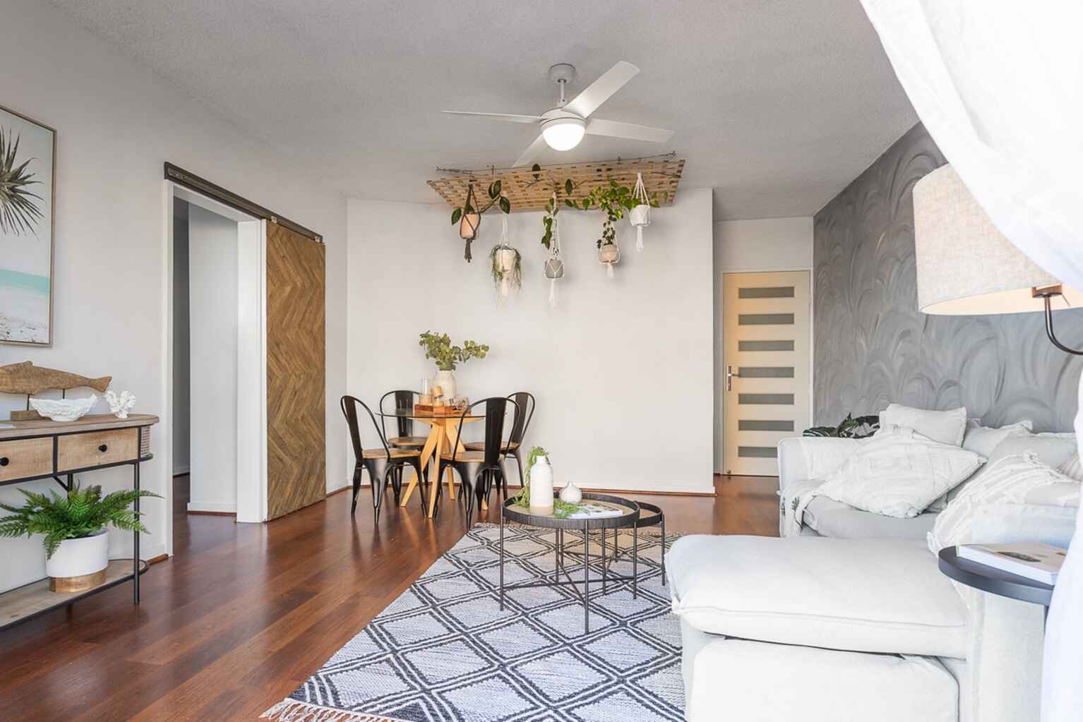 1/6 Scenic Drive Merewether 1/6 Scenic Drive Merewether