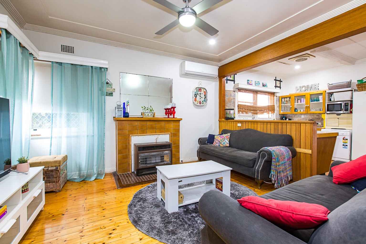 47 Docker Street Marks Point 47 Docker Street Marks Point