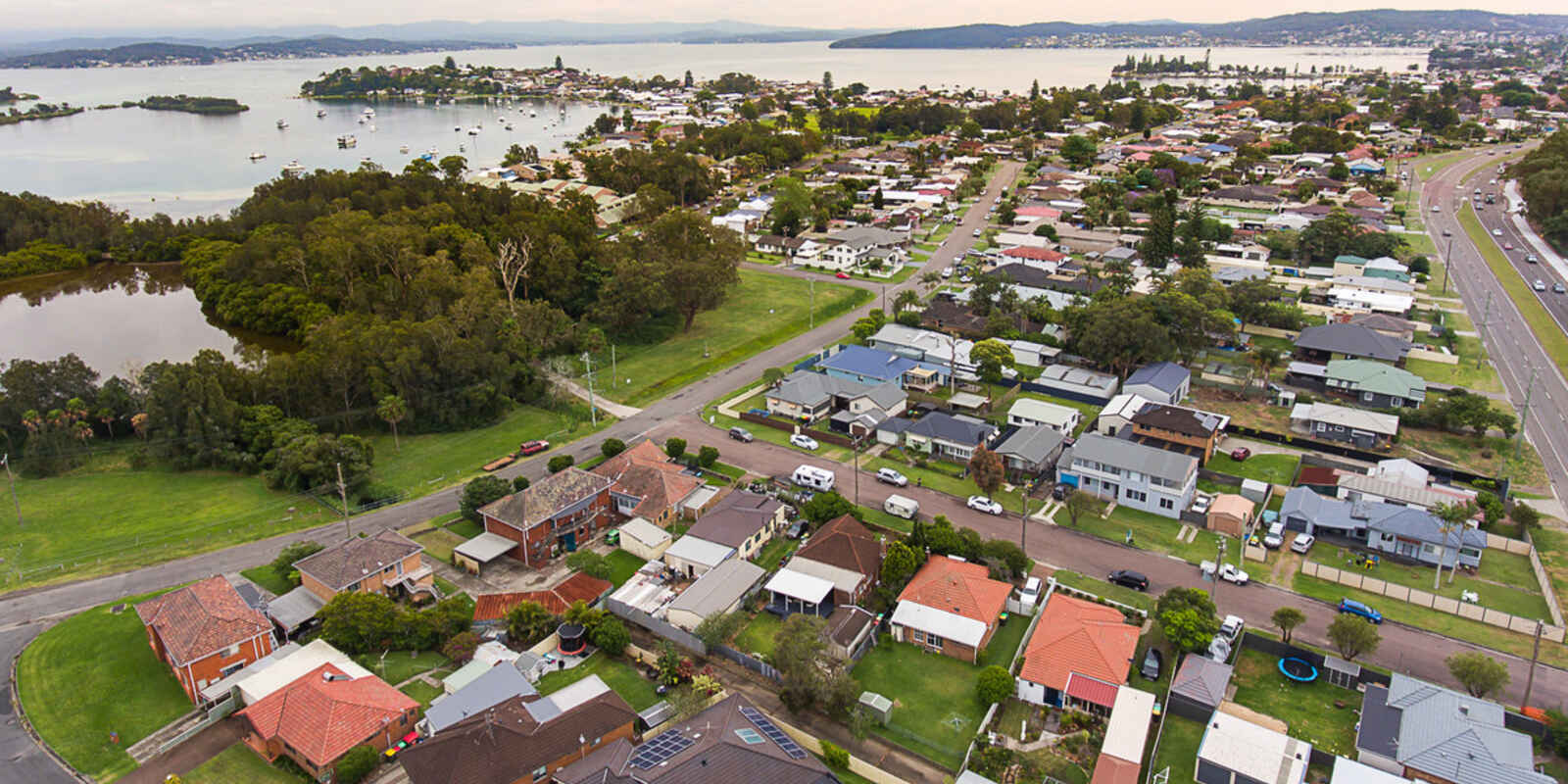 47 Docker Street Marks Point 47 Docker Street Marks Point