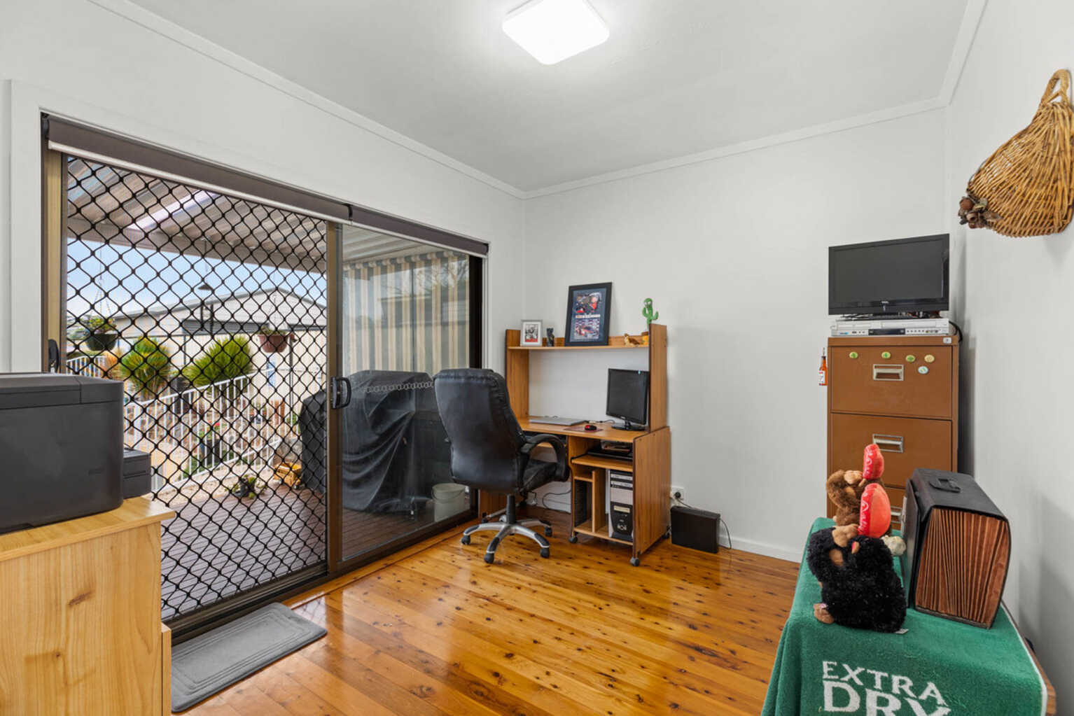 5 Maxwell Avenue Belmont North 5 Maxwell Avenue Belmont North