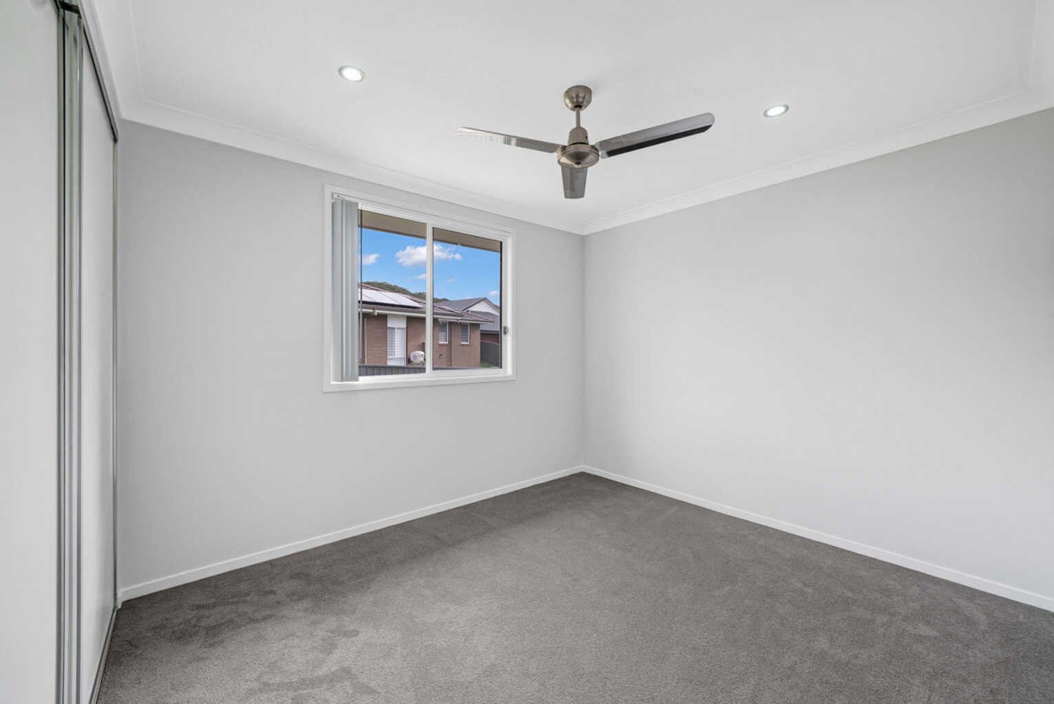 10 Aqua Court Cameron Park