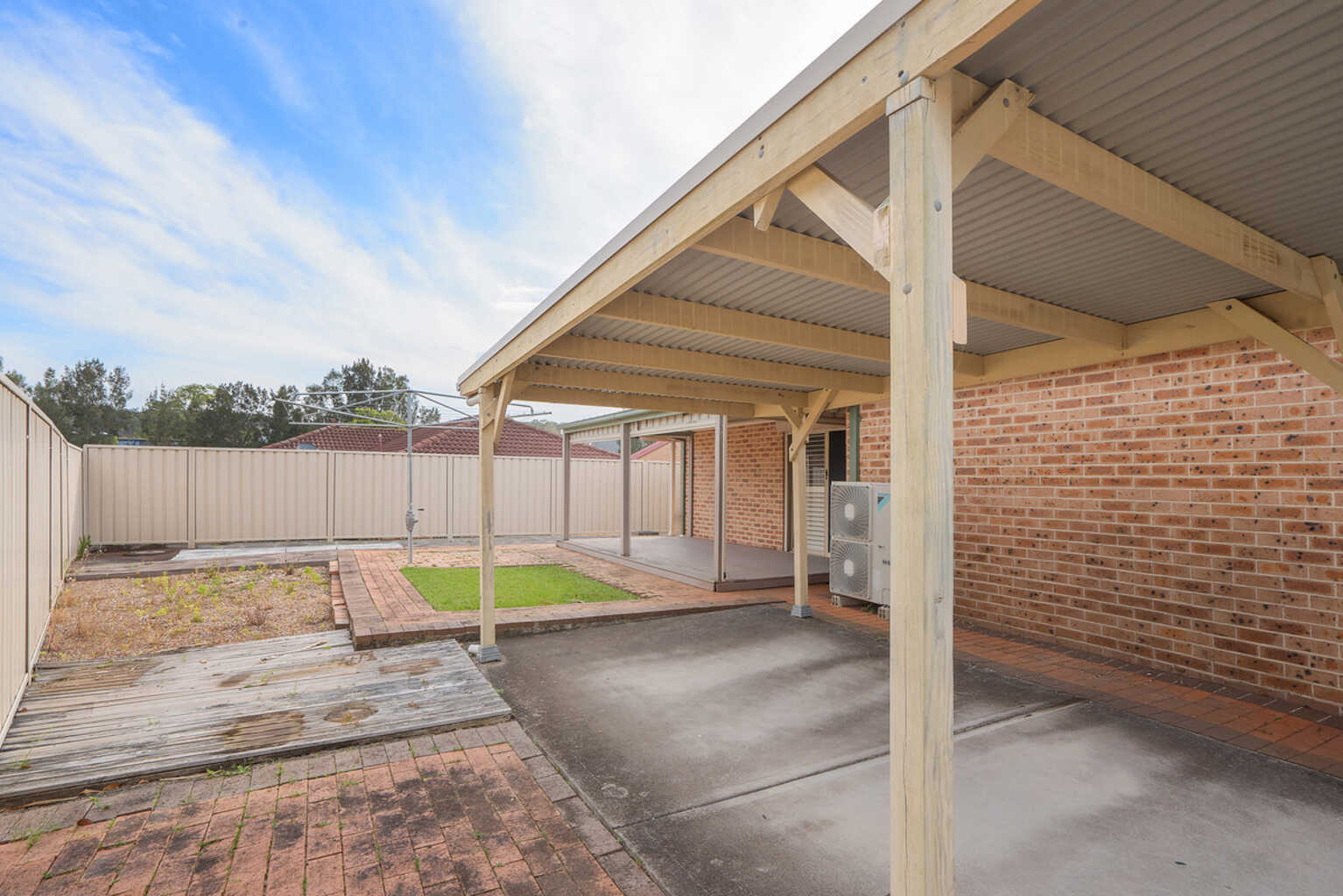 5 Angophora Close Mount Hutton