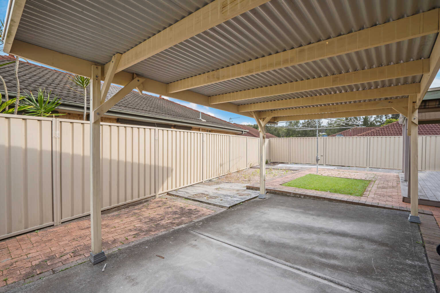 5 Angophora Close Mount Hutton