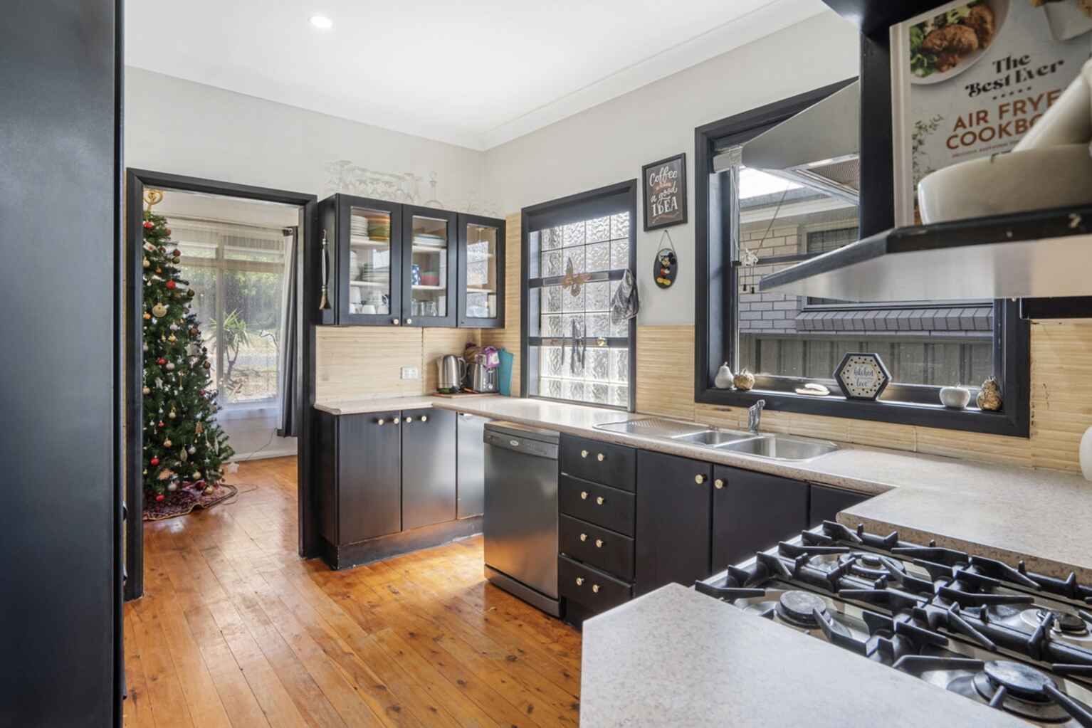 20 Harry Street Belmont South 20 Harry Street Belmont South