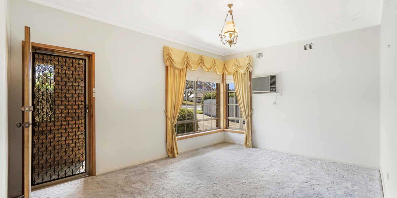 3 Kirkdale Drive Kotara South 3 Kirkdale Drive Kotara South