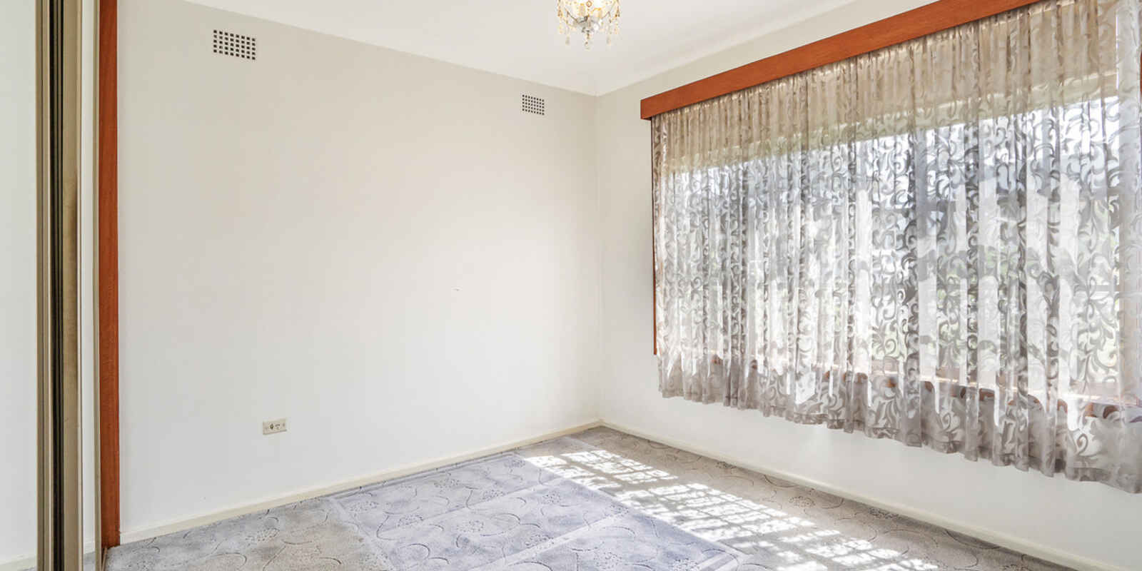 3 Kirkdale Drive Kotara South 3 Kirkdale Drive Kotara South