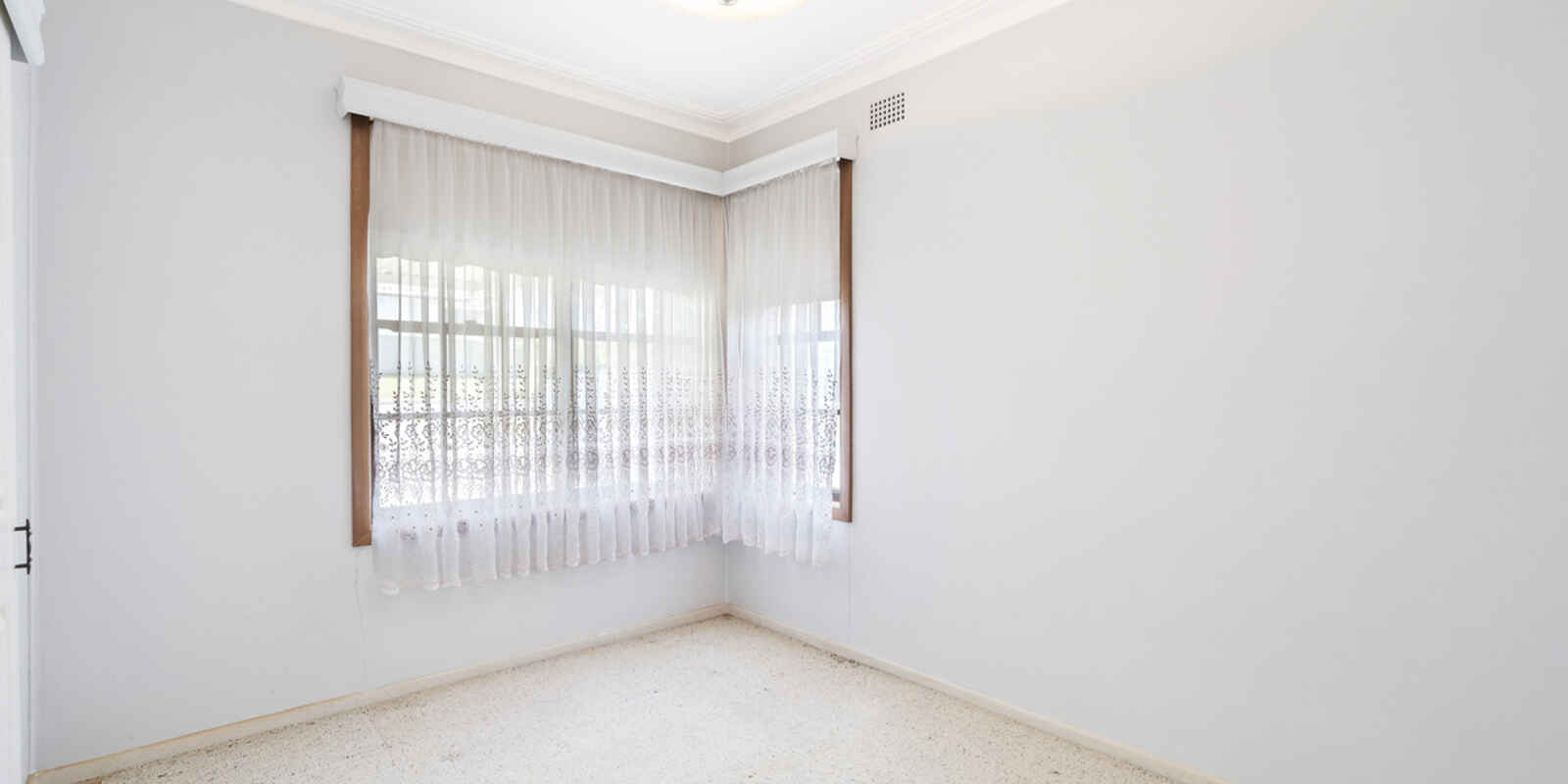 3 Kirkdale Drive Kotara South 3 Kirkdale Drive Kotara South