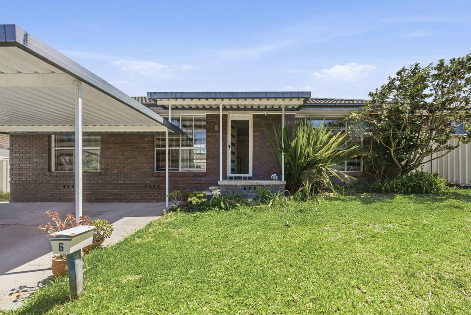 6 Ascot Street Glendale